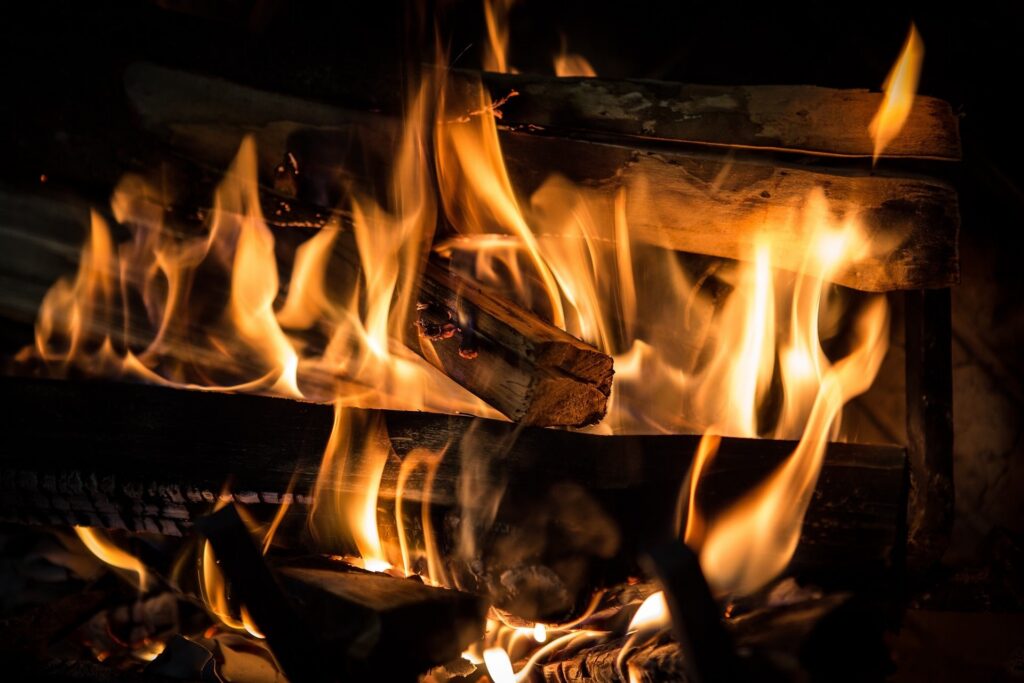 Fireplace Safety Tips for Fall and Winter